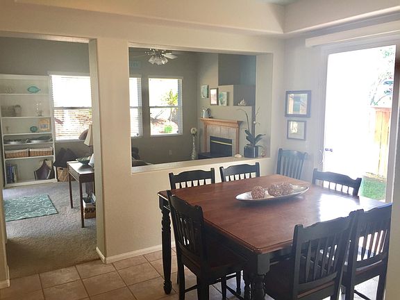 5th image of 1541 Red Oak Ct