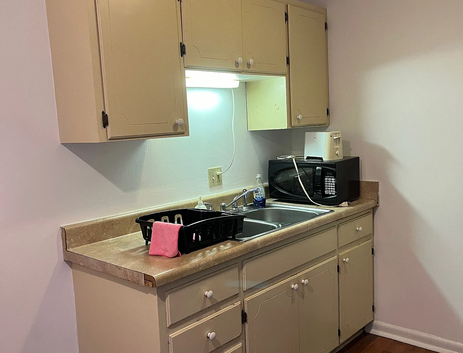 1 bed, 552 sqft, $1,000 — Photo 3