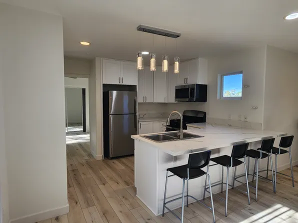 1032 Orpheus Ave #A, Encinitas, CA 92024