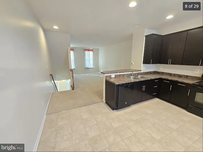 700 S Macon St — Photo 8