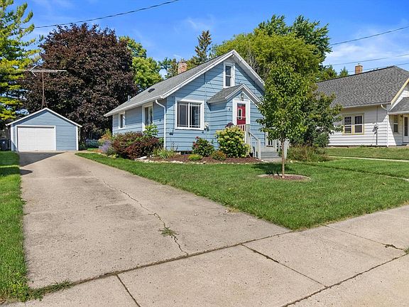 3rd image of 433 S 1st STREET