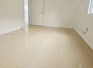 977 SW 5th St #3, Miami, FL 33130