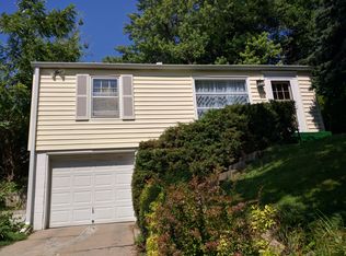 1348 S 52nd Ave, Omaha, NE 68106