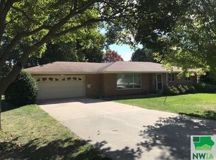 603 Lake St, Alta, IA 51002