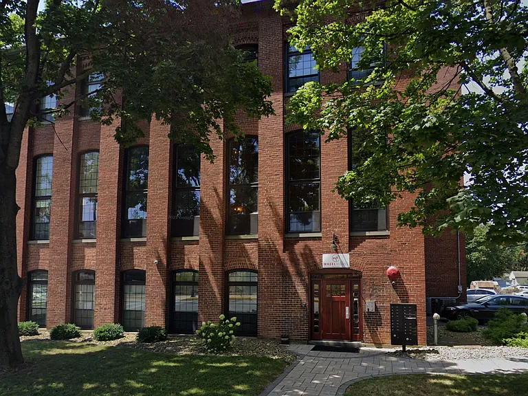 632 N College St #203 — Photo 1