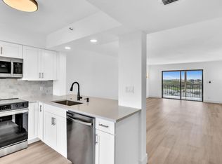 7076 Huntington Ln APT 806, Delray Beach, FL 33446