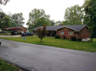 1080 Schofield Ln, Frankfort, KY 40601