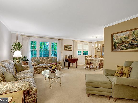 5th image of 8422 Georgian Way