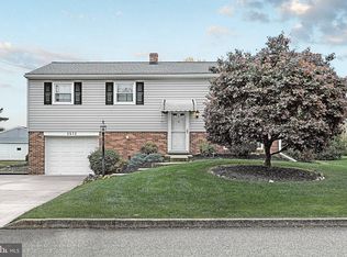 2572 Willapa Dr, Dover, PA 17315