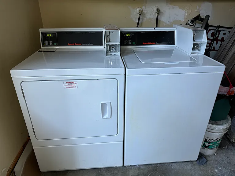 Nice size laundry room with good quality machines.