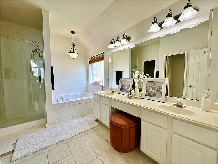5822 Carta Valley Ln — Photo 20