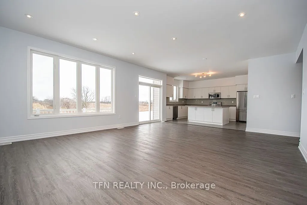 4 bed, $3,600 — Photo 4