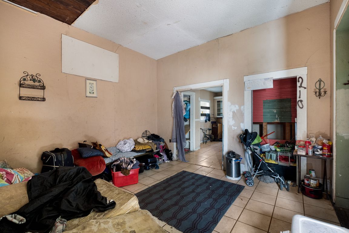 next background image