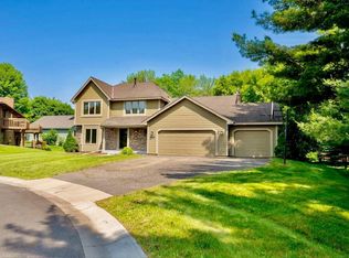 7158 Deerwood Ln N, Maple Grove, MN 55369