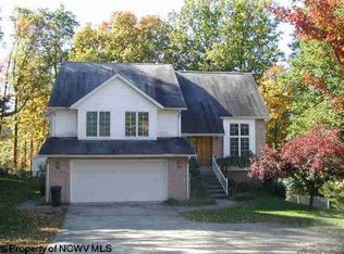 139 Cedar Cir, Morgantown, WV 26508