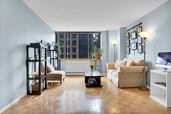Rented by Cooper & Cooper Real Estate | media 1