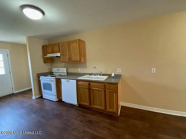15075 Janus Rd #A — Photo 3