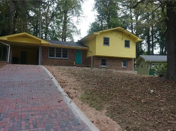 3450 Casa Woods Ln, Clarkston, GA 30021