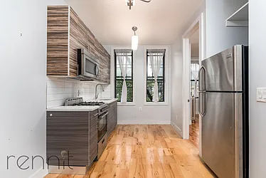 Rented by Rennit Inc.