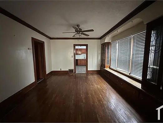 11814 Lenacrave Ave #DOWN — Photo 1