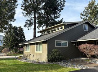 713 N Golf Course Dr, Chelan, WA 98816