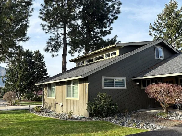713 N Golf Course Drive, Chelan, WA 98816