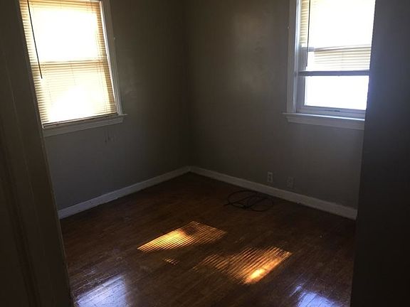 5th image of 4227 Muriel Ave