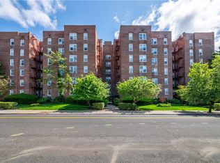126 Church St APT 2L, New Rochelle, NY 10805