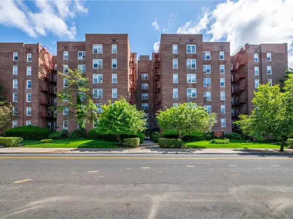 126 Church Street #2L, New Rochelle, NY 10805