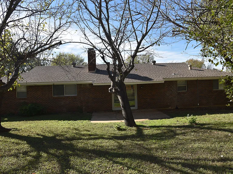 1212 Desiree Ln — Photo 26