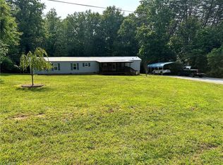 201 Northridge Dr, Hays, NC 28635