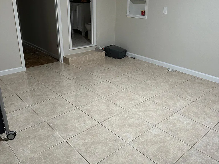 5612 Williams Rd — Photo 10