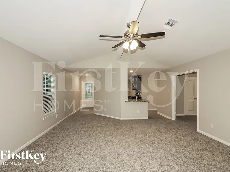 20703 Solstice Point Dr — Photo 5