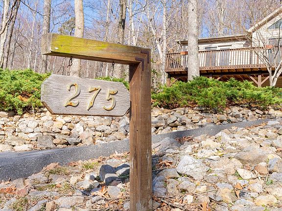 4th image of 275 Grouse Dr