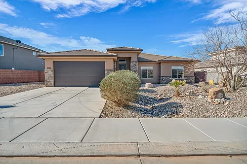 3714 E Archturus Dr Photo 1