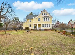 346 Maple St, Springfield, MA 01105