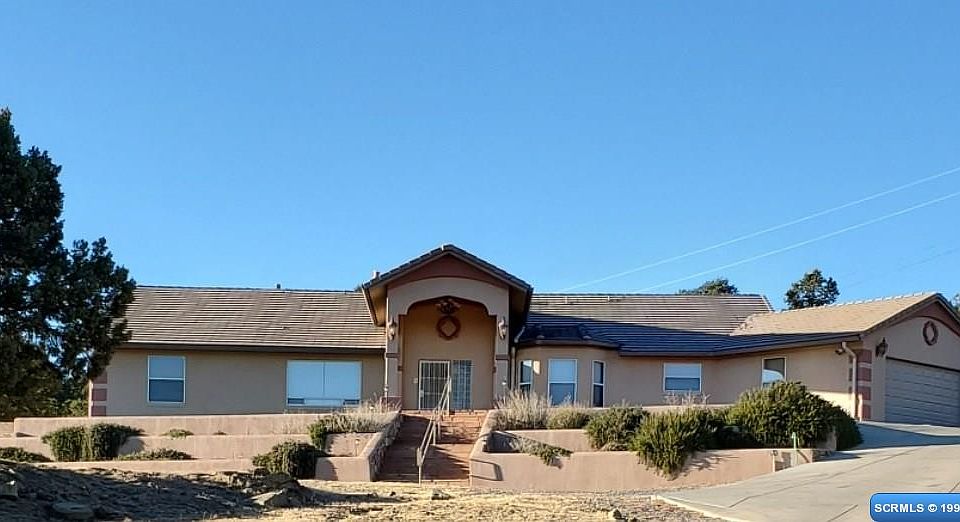 1st image of 52 Briarwood Ln