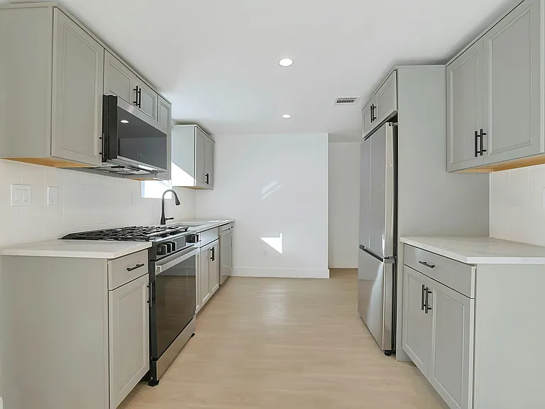 229 Piermont Ave — Photo 16