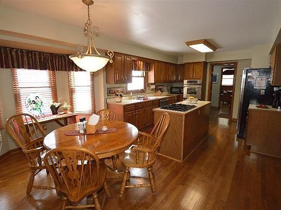 4th image of 7292 Cinnamon Woods Dr