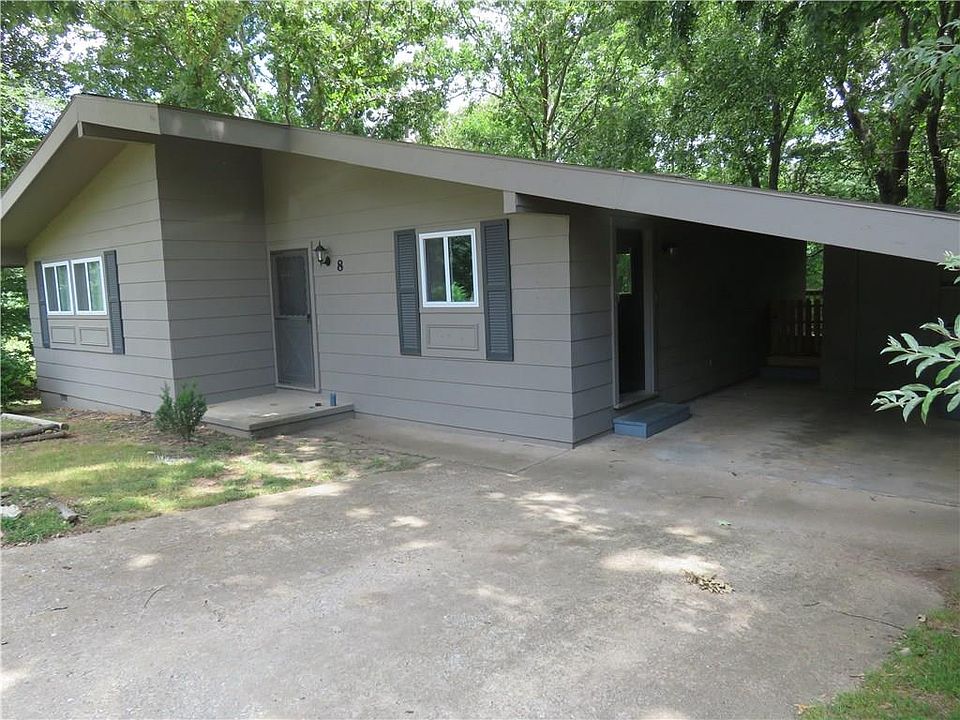 2nd image of 8 Brompton Dr