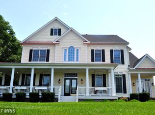 22062 Auction Barn Dr, Ashburn, VA 20148