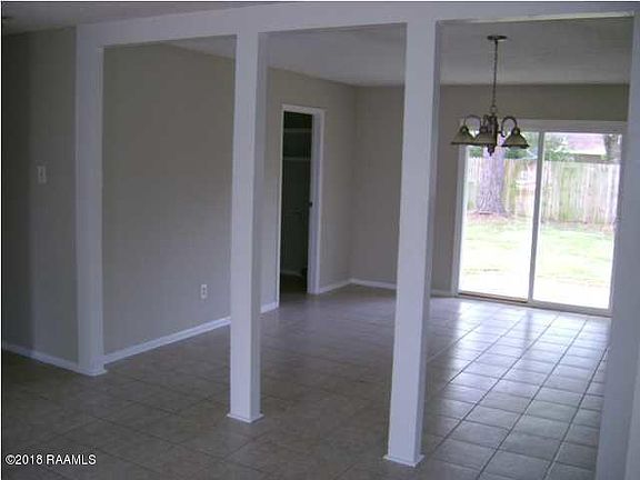 3rd image of 207 Dijon Dr