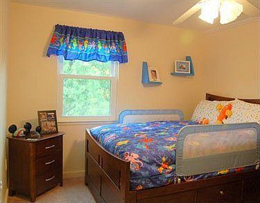 2nd image of 106 Cambria Hill Dr