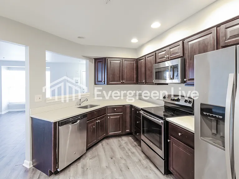 9210 Leigh Choice Ct — Photo 7