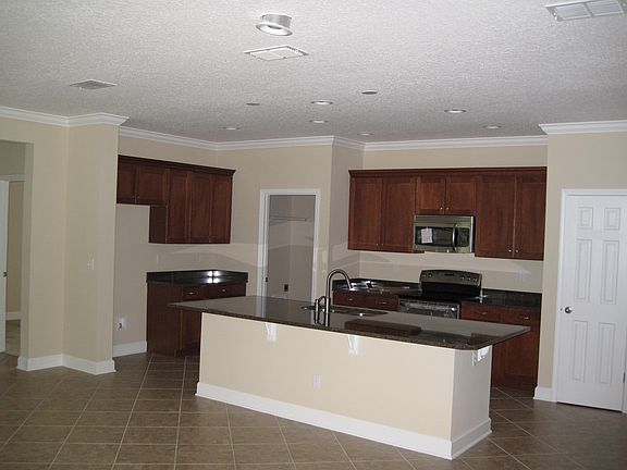 4th image of 11359 Emilys Crossing Ct
