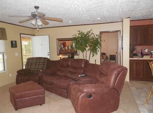 41077 Scenic River Ln, Mount Hermon, LA 70450