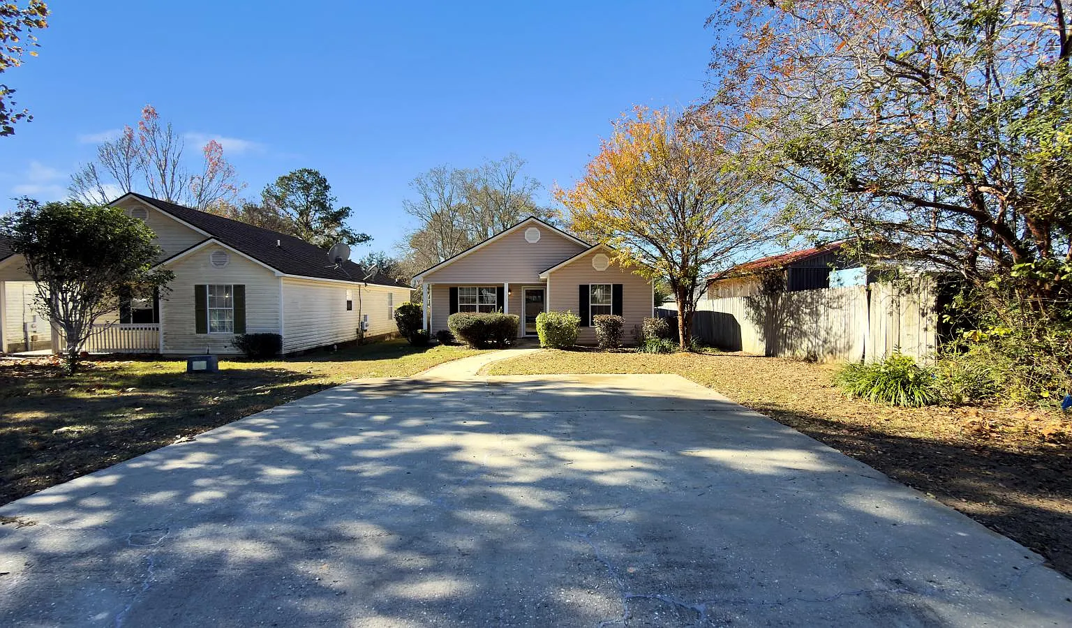 3 bed, 1212 sqft, $1,500 — Photo 1