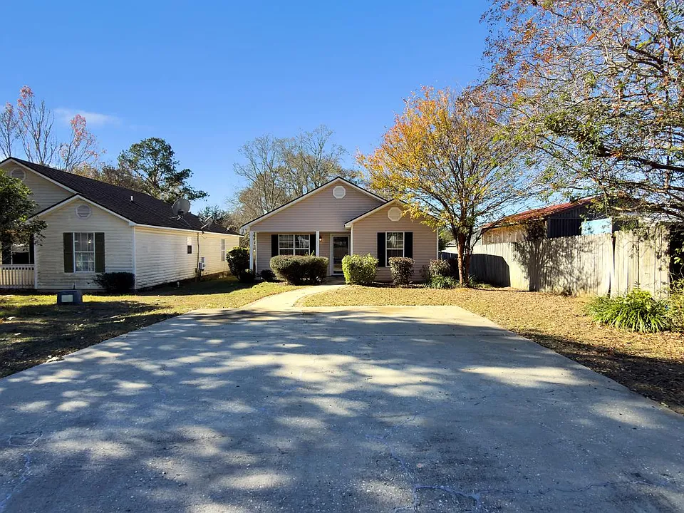 3713 Mulligan Rd