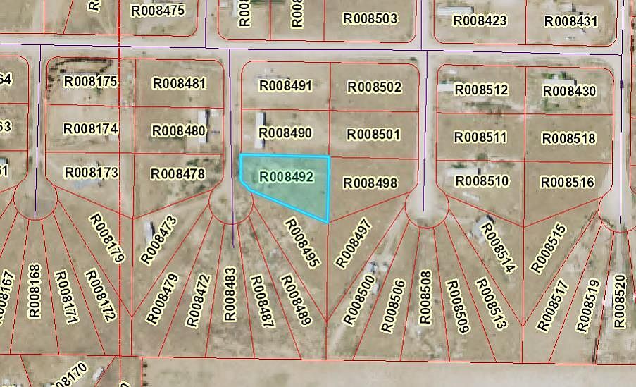 2nd image of 8 Kansas Ct