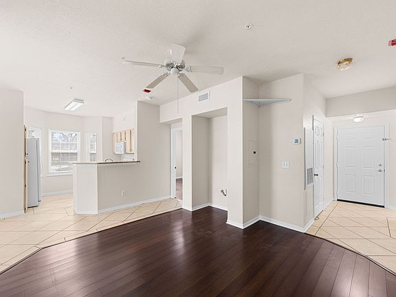 4th image of 23500 Walden Center Dr APT 110